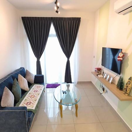 A1403 JB CITY SKS HABITAT LARKIN 2BR 6Pax 100mbps NETFLIX!! By STAY Johor Bahru Esterno foto