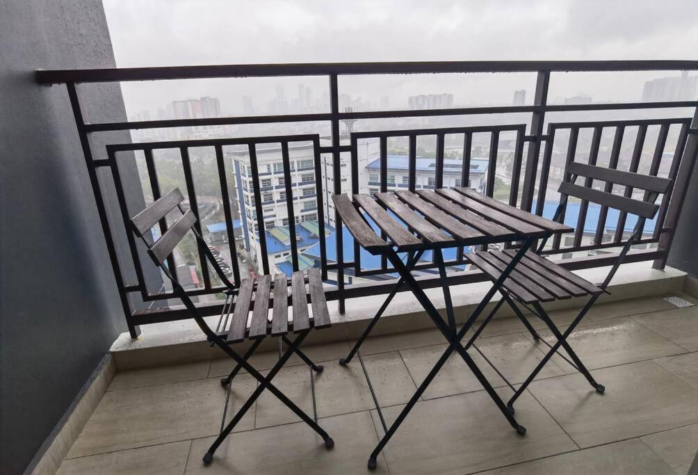 A1403 JB CITY SKS HABITAT LARKIN 2BR 6Pax 100mbps NETFLIX!! By STAY Johor Bahru Esterno foto